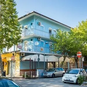 Luna Rossa Basic Hotel